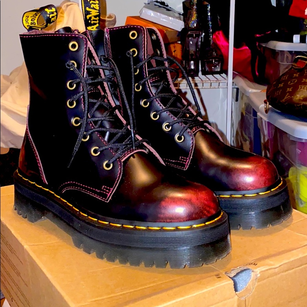 Dr. Martens Jadon cherry red boot NEVER WORN